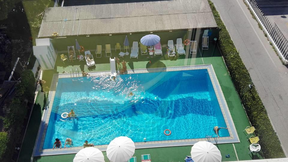 Hotel Boston Alba Adriatica Zewnętrze zdjęcie